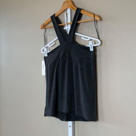 GafFit Crossover Keyhole Athletic Tank - Picture 11 of 16
